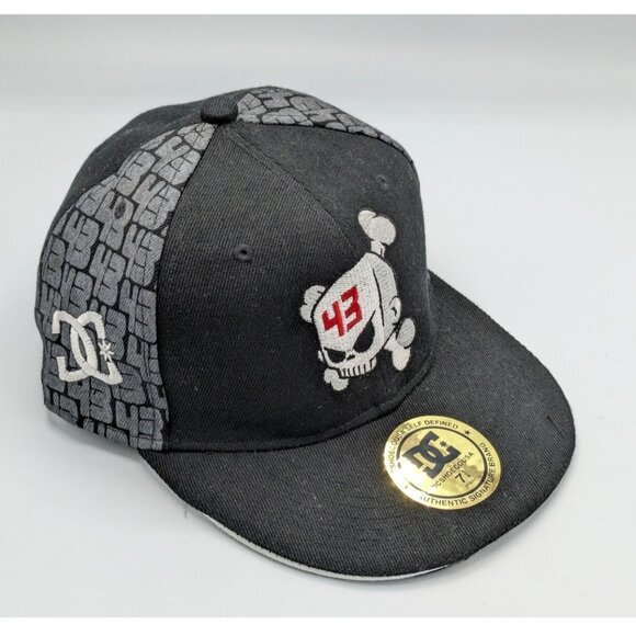DC Ken Block 43 New Era Skull Fitted Hat Size 7 1/4 Acrylic Wool Black - Picture 1 of 7